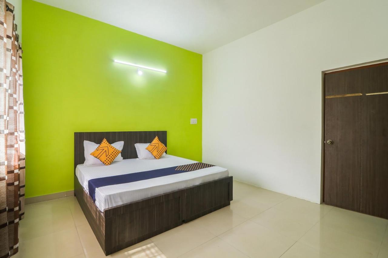 Spot On 65446 Hotel Kingston Raipur  Luaran gambar