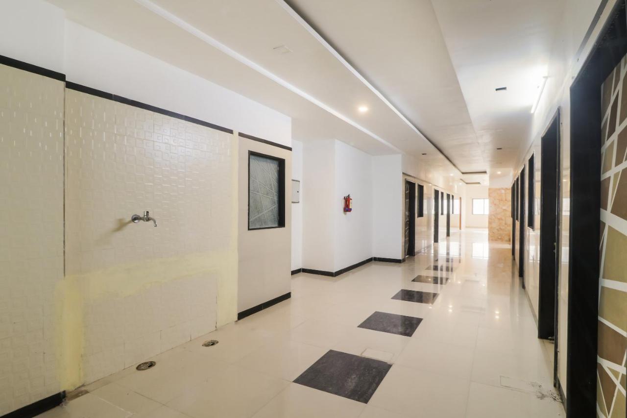 Spot On 65446 Hotel Kingston Raipur  Luaran gambar