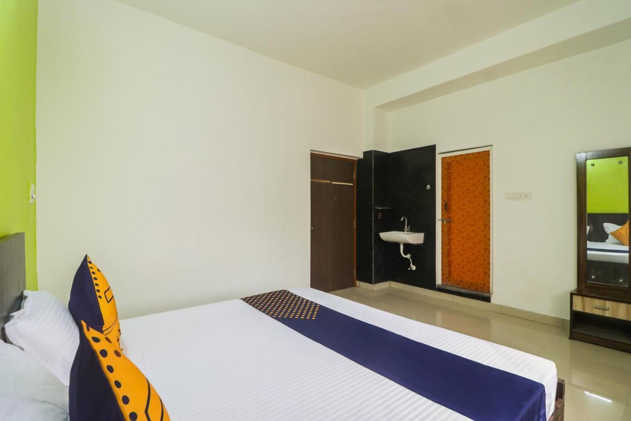 Spot On 65446 Hotel Kingston Raipur  Luaran gambar